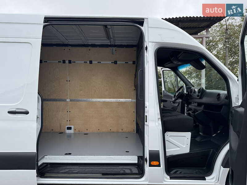 Грузовой фургон Mercedes-Benz Sprinter 2020 в Ровно