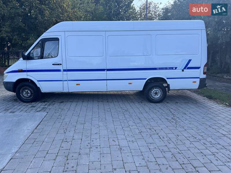 Вантажний фургон Mercedes-Benz Sprinter 2000 в Луцьку фото 3 Вантажний фургон Mercedes-Benz Sprinter 2000 в Луцьку