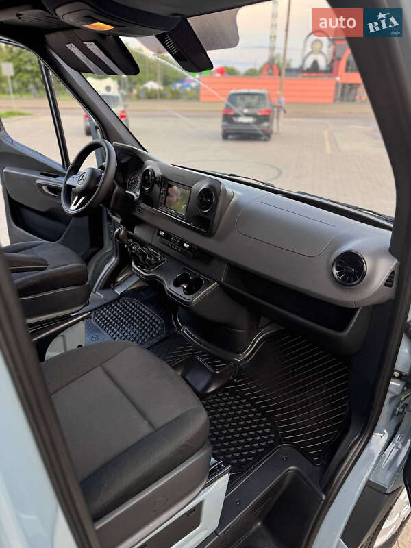 Вантажний фургон Mercedes-Benz Sprinter 2019 в Дрогобичі фото 12 Вантажний фургон Mercedes-Benz Sprinter 2019 в Дрогобичі