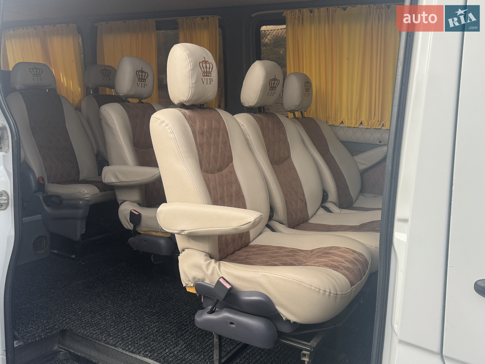 2010 Mercedes-Benz Sprinter - мініатюра 11