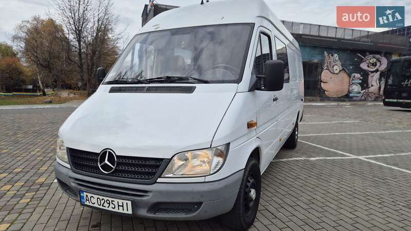 Mercedes-Benz Sprinter 2004