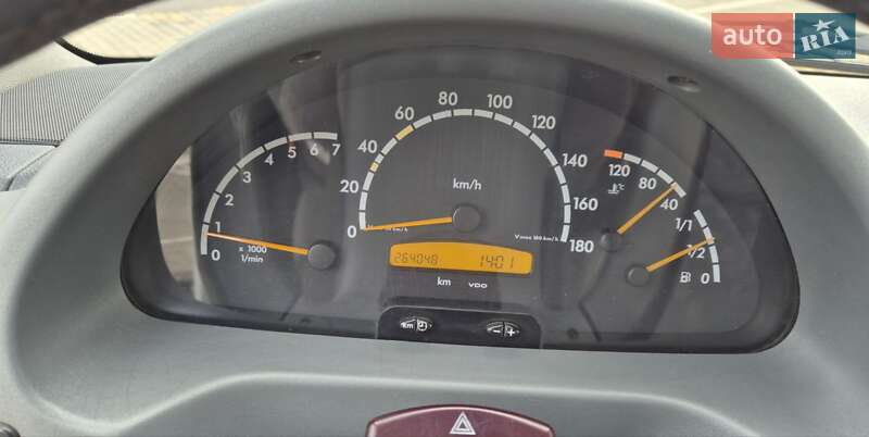 Грузовой фургон Mercedes-Benz Sprinter 2004 в Луцке