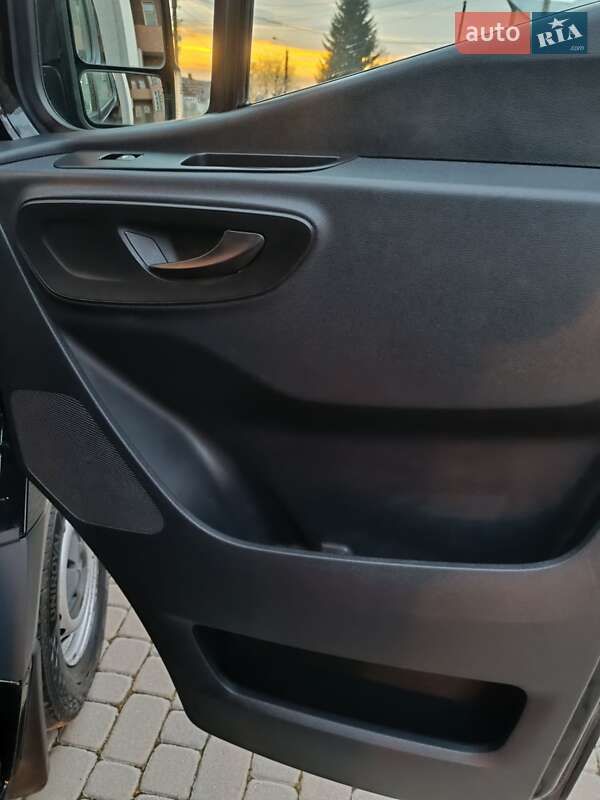 Грузовой фургон Mercedes-Benz Sprinter 2019 в Коломые фото 66 Грузовой фургон Mercedes-Benz Sprinter 2019 в Коломые