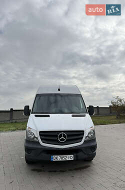 Вантажний фургон Mercedes-Benz Sprinter 2018 в Рівному