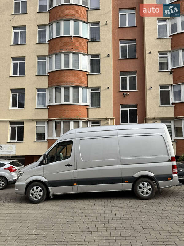 Грузовой фургон Mercedes-Benz Sprinter 2014 в Тернополе