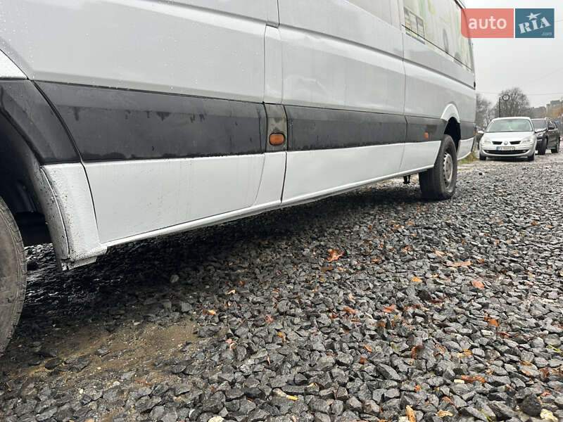 Вантажний фургон Mercedes-Benz Sprinter 2006 в Хмельницькому фото 3 Вантажний фургон Mercedes-Benz Sprinter 2006 в Хмельницькому
