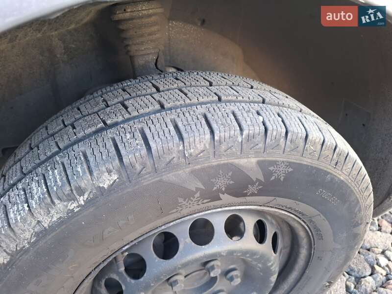 Вантажний фургон Mercedes-Benz Sprinter 2006 в Києві