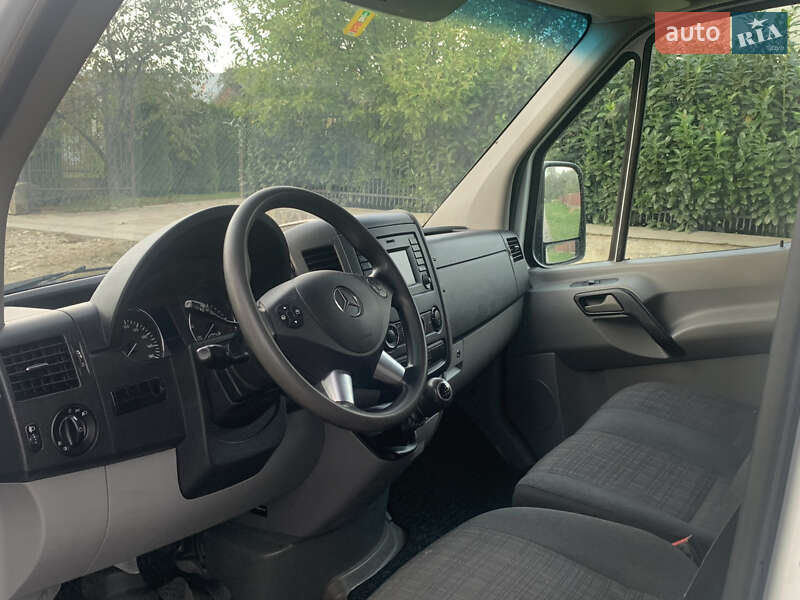 Грузопассажирский фургон Mercedes-Benz Sprinter 2016 в Стрые фото 10 Грузопассажирский фургон Mercedes-Benz Sprinter 2016 в Стрые