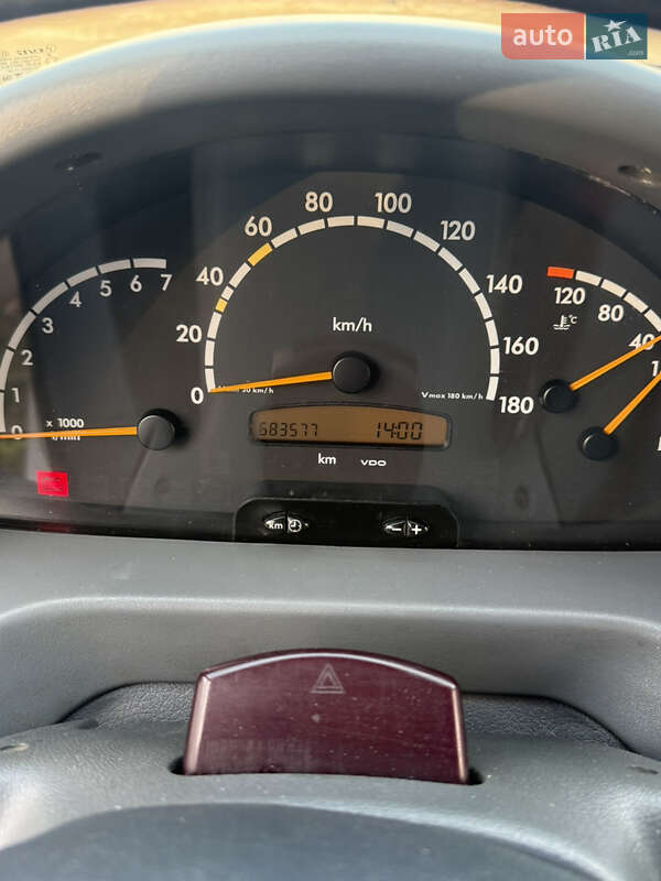 Грузовой фургон Mercedes-Benz Sprinter 2004 в Днепре фото 5 Грузовой фургон Mercedes-Benz Sprinter 2004 в Днепре
