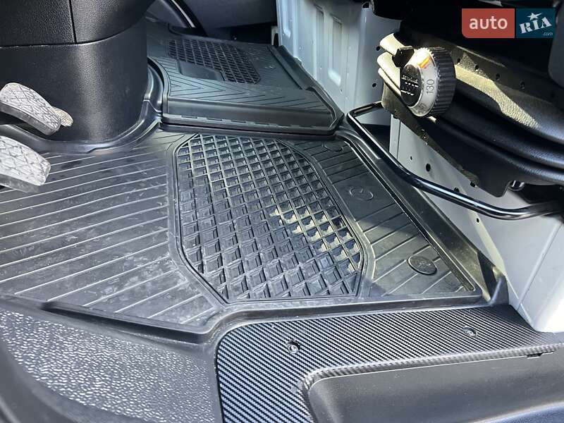 Вантажний фургон Mercedes-Benz Sprinter 2021 в Миколаєві фото 40 Вантажний фургон Mercedes-Benz Sprinter 2021 в Миколаєві