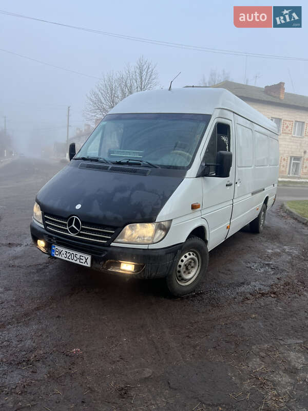 Вантажний фургон Mercedes-Benz Sprinter 2006 в Рівному