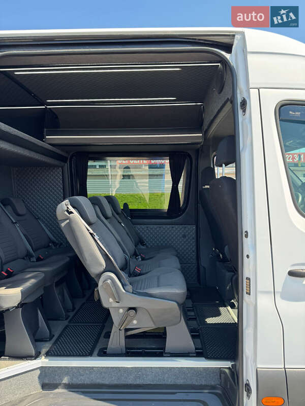 Минивэн Mercedes-Benz Sprinter 2019 в Сторожинце