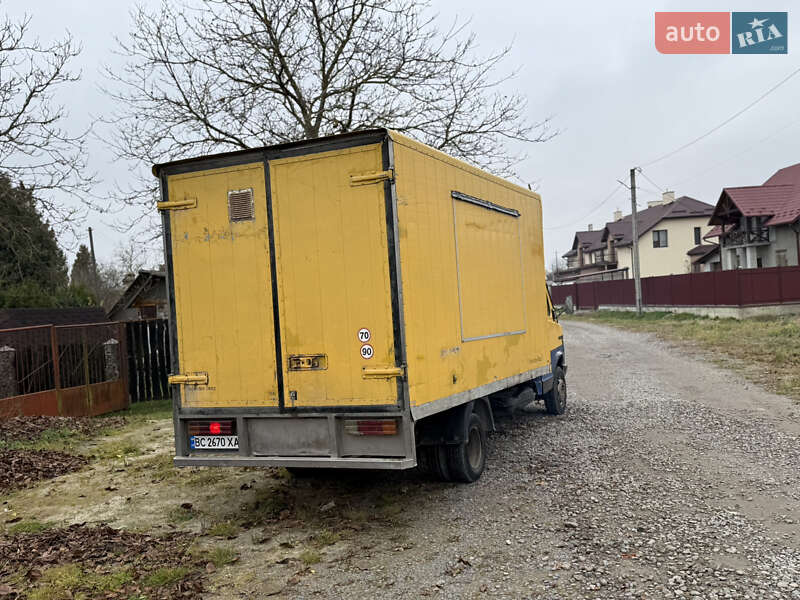 Грузовой фургон Mercedes-Benz Sprinter 1994 в Львове