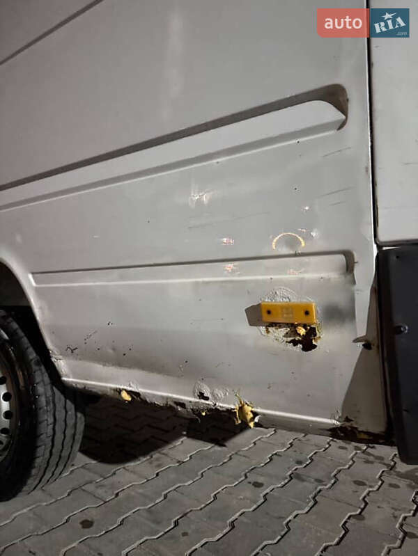 Грузовой фургон Mercedes-Benz Sprinter 2001 в Сокирянах