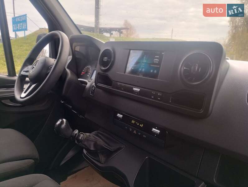 Вантажний фургон Mercedes-Benz Sprinter 2020 в Дубні