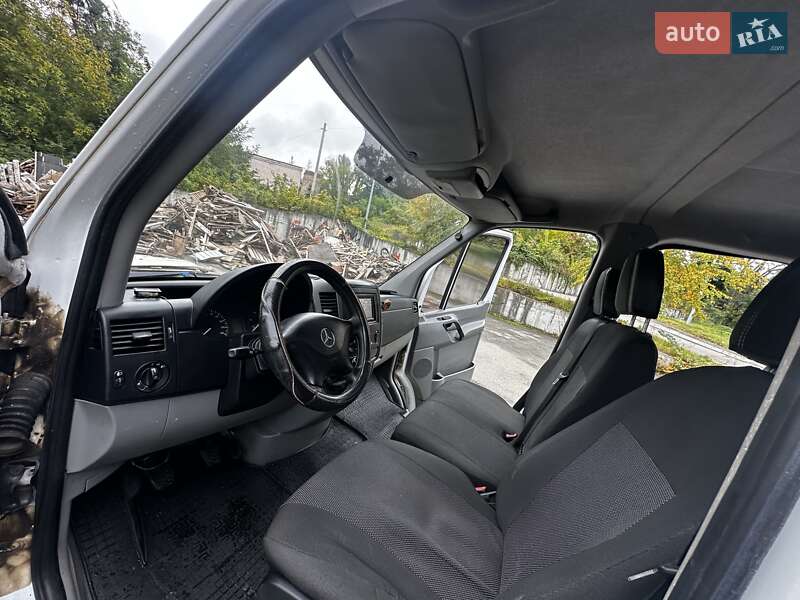 Борт Mercedes-Benz Sprinter 2006 в Києві фото 20 Борт Mercedes-Benz Sprinter 2006 в Києві