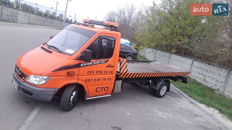 Эвакуатор Mercedes-Benz Sprinter 2006 в Борисполе