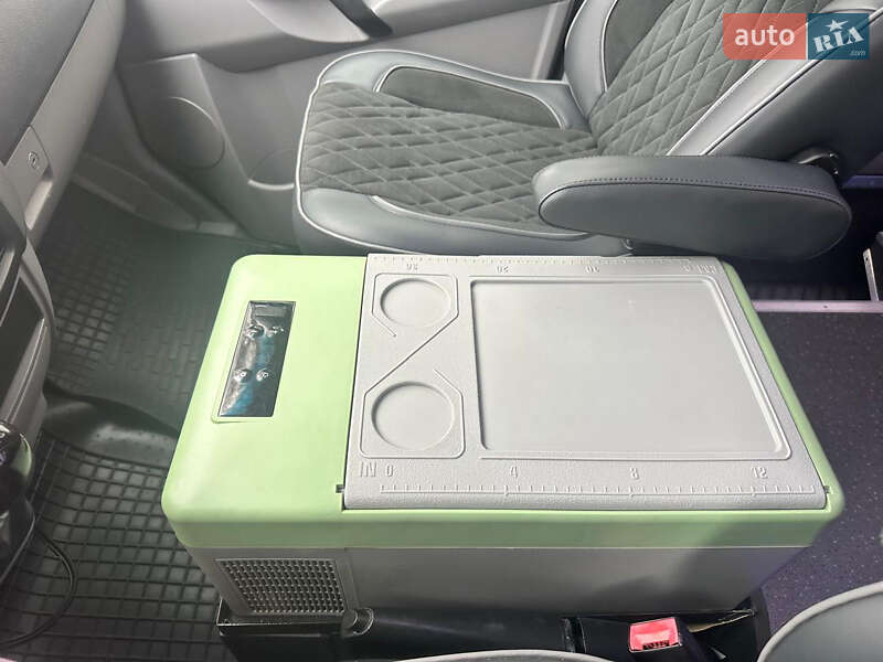 Минивэн Mercedes-Benz Sprinter 2008 в Киеве фото 16 Минивэн Mercedes-Benz Sprinter 2008 в Киеве