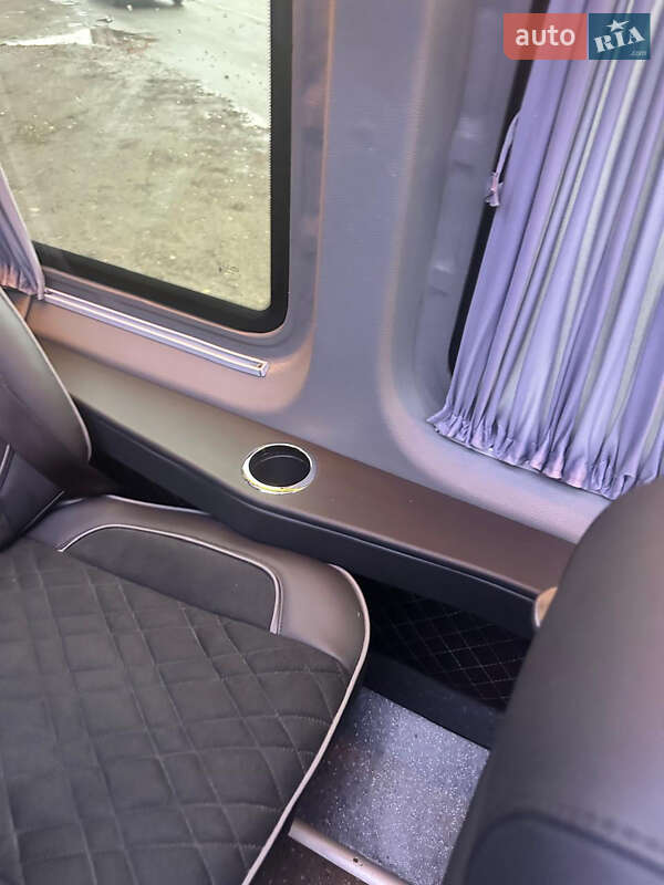 Минивэн Mercedes-Benz Sprinter 2008 в Киеве фото 20 Минивэн Mercedes-Benz Sprinter 2008 в Киеве