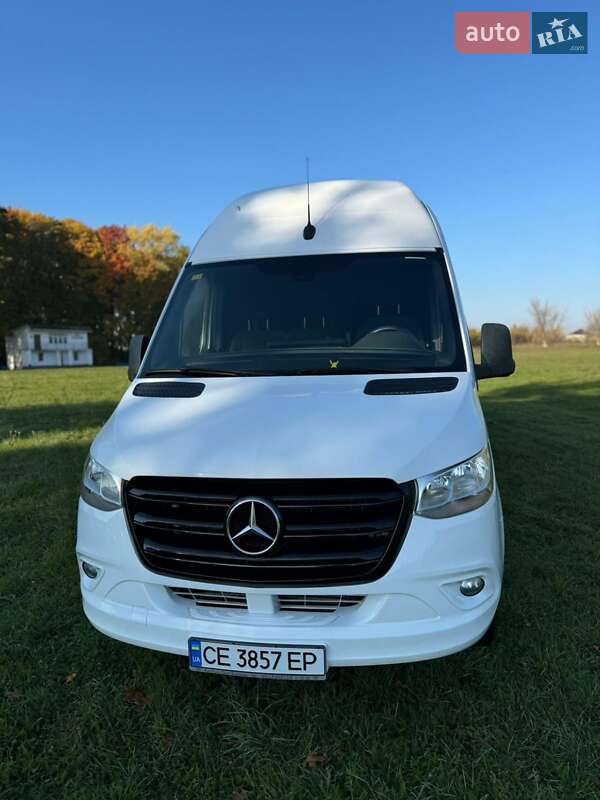 Вантажопасажирський фургон Mercedes-Benz Sprinter 2019 в Чернівцях