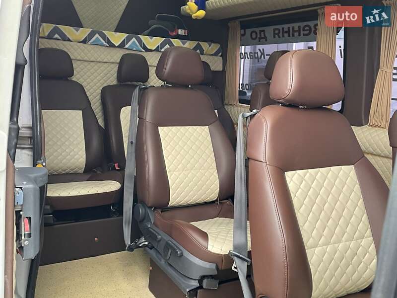 Мікроавтобус Mercedes-Benz Sprinter 2016 в Києві фото 40 Мікроавтобус Mercedes-Benz Sprinter 2016 в Києві