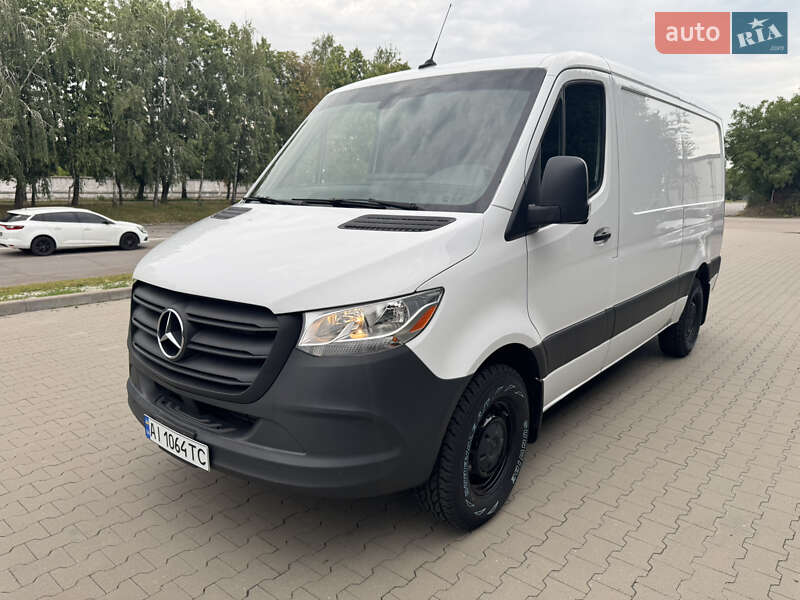 Mercedes-Benz Sprinter 2024