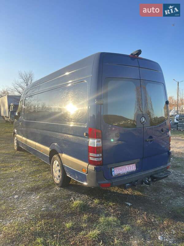 Грузовой фургон Mercedes-Benz Sprinter 2017 в Виноградове фото 18 Грузовой фургон Mercedes-Benz Sprinter 2017 в Виноградове