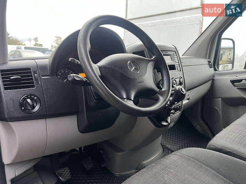 Вантажний фургон Mercedes-Benz Sprinter 2014 в Львові