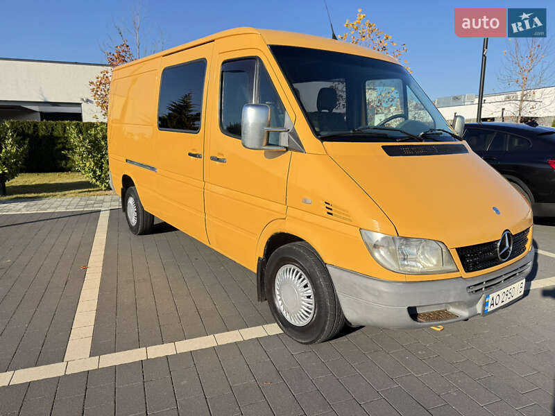 Mercedes-Benz Sprinter 2005 Mercedes-Benz Sprinter 2005