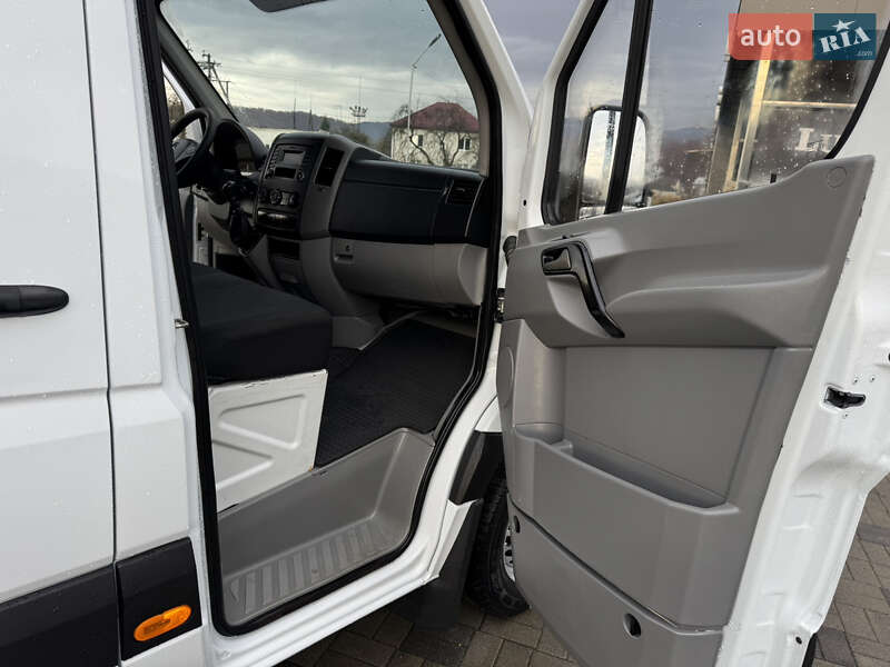 Вантажний фургон Mercedes-Benz Sprinter 2014 в Іршаві фото 30 Вантажний фургон Mercedes-Benz Sprinter 2014 в Іршаві