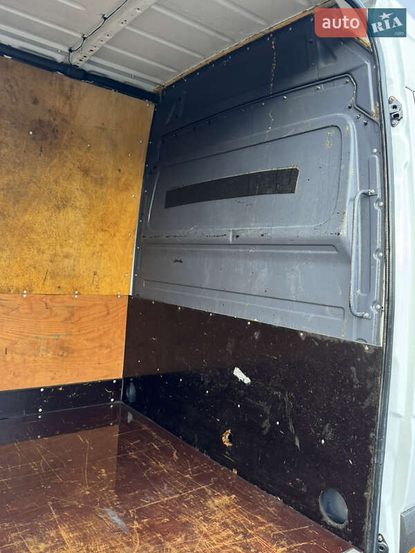 Вантажний фургон Mercedes-Benz Sprinter 2014 в Іршаві фото 45 Вантажний фургон Mercedes-Benz Sprinter 2014 в Іршаві