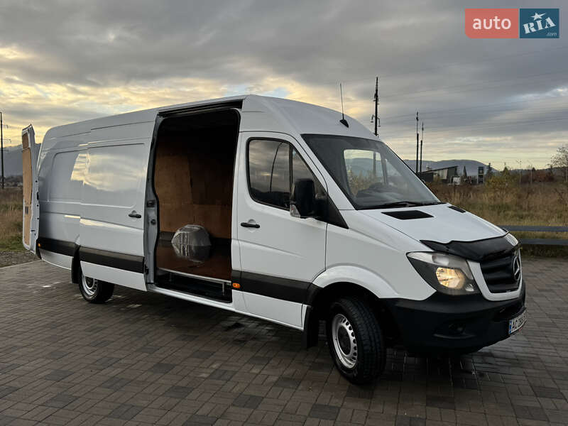 Вантажний фургон Mercedes-Benz Sprinter 2014 в Іршаві фото 51 Вантажний фургон Mercedes-Benz Sprinter 2014 в Іршаві
