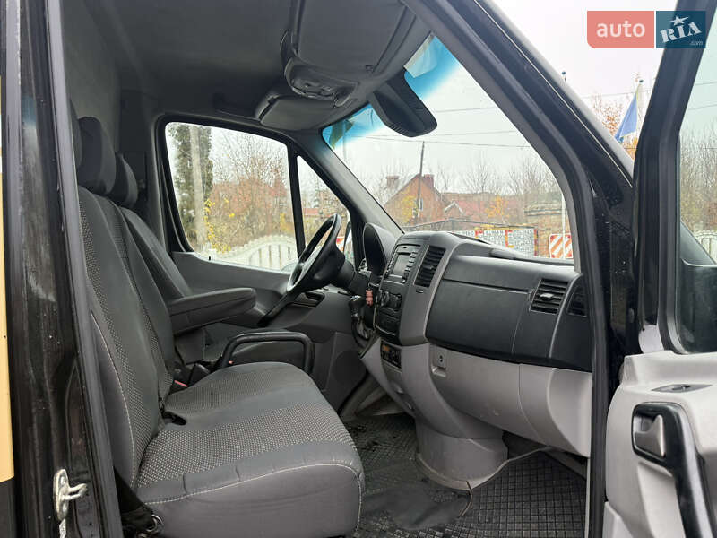 Вантажний фургон Mercedes-Benz Sprinter 2016 в Хмельницькому