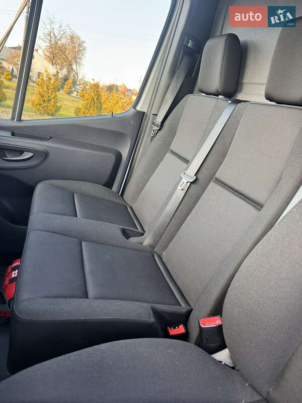 Вантажний фургон Mercedes-Benz Sprinter 2021 в Львові