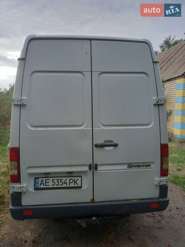Вантажний фургон Mercedes-Benz Sprinter 2005 в Марганці фото 5 Вантажний фургон Mercedes-Benz Sprinter 2005 в Марганці