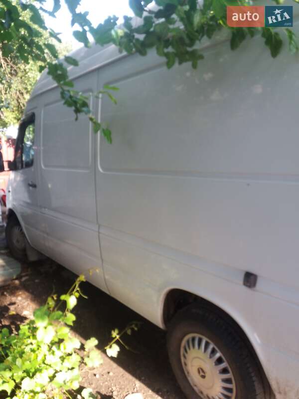 Вантажний фургон Mercedes-Benz Sprinter 2005 в Марганці фото 10 Вантажний фургон Mercedes-Benz Sprinter 2005 в Марганці