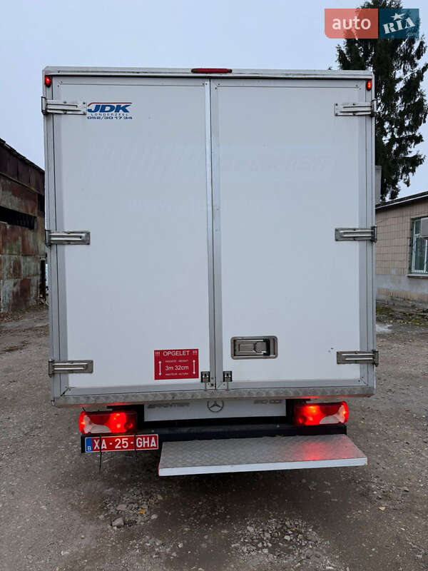 Грузовой фургон Mercedes-Benz Sprinter 2015 в Тернополе