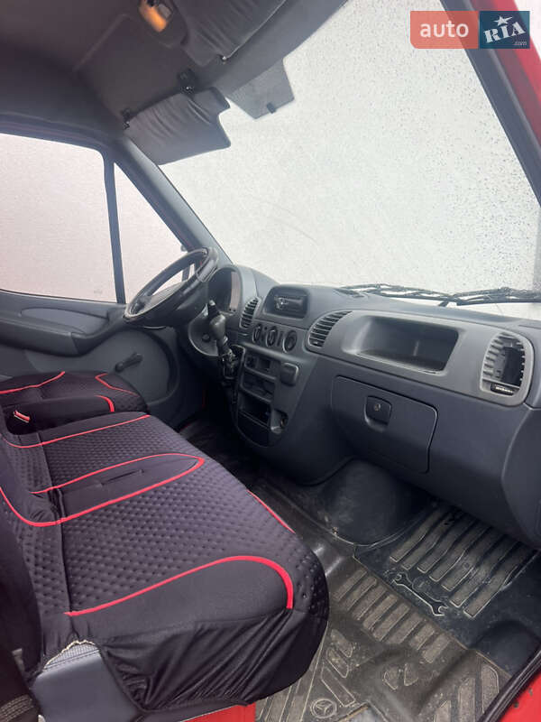 Вантажний фургон Mercedes-Benz Sprinter 2005 в Богородчанах фото 3 Вантажний фургон Mercedes-Benz Sprinter 2005 в Богородчанах