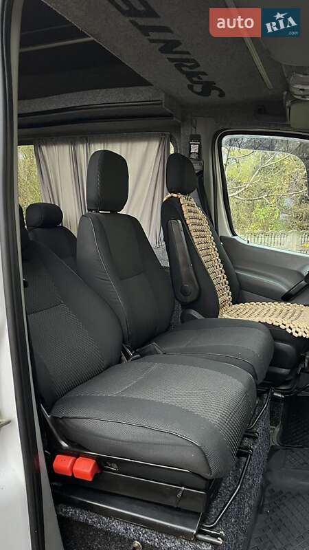 Микроавтобус Mercedes-Benz Sprinter 2011 в Черновцах