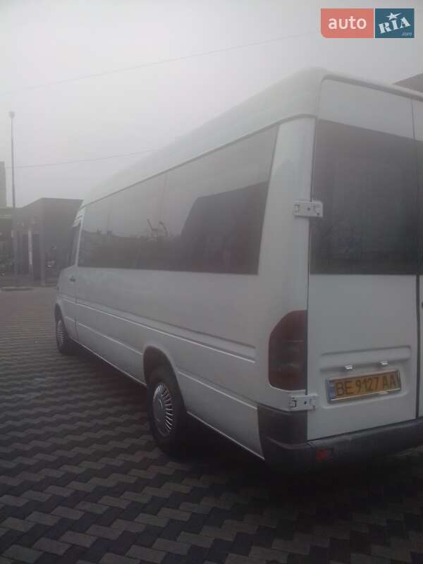 Микроавтобус Mercedes-Benz Sprinter 2003 в Николаеве фото 5 Микроавтобус Mercedes-Benz Sprinter 2003 в Николаеве