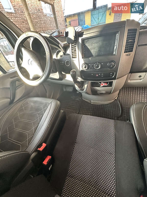 Мікроавтобус Mercedes-Benz Sprinter 2010 в Ужгороді фото 2 Мікроавтобус Mercedes-Benz Sprinter 2010 в Ужгороді
