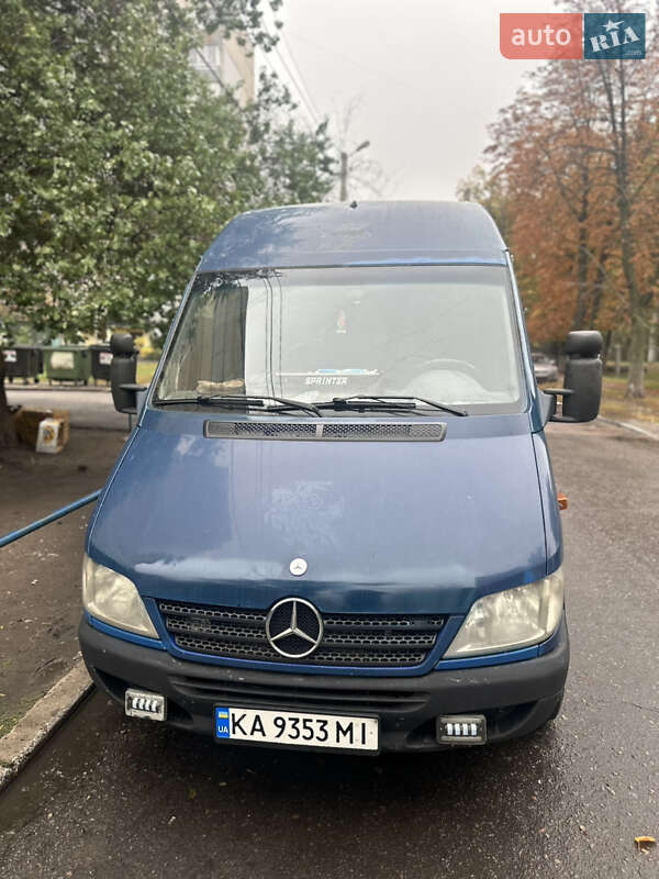 Mercedes-Benz Sprinter 2004