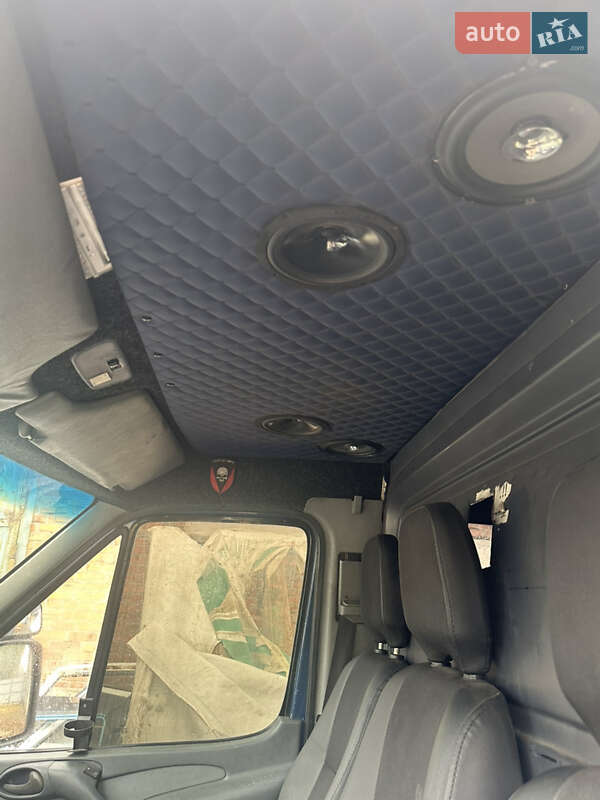 Грузовой фургон Mercedes-Benz Sprinter 2004 в Харькове