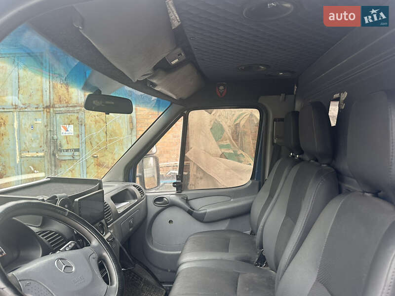 Грузовой фургон Mercedes-Benz Sprinter 2004 в Харькове