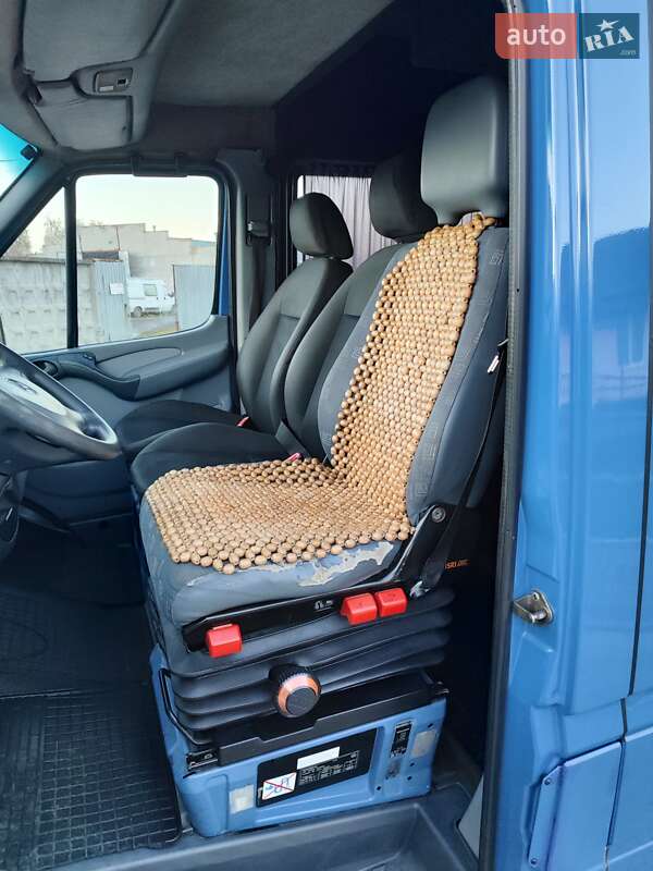Микроавтобус Mercedes-Benz Sprinter 2003 в Шептицькому