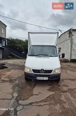Вантажний фургон Mercedes-Benz Sprinter 2000 в Житомирі