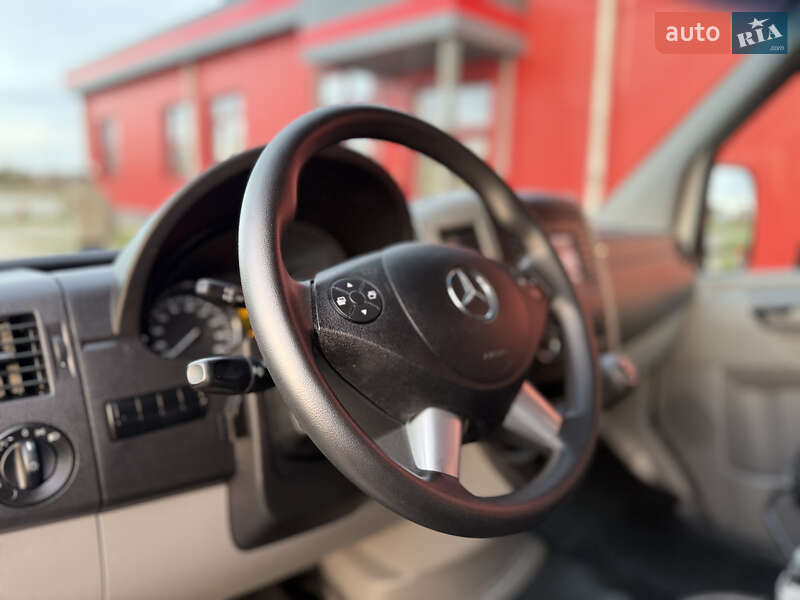 Мінівен Mercedes-Benz Sprinter 2016 в Рівному