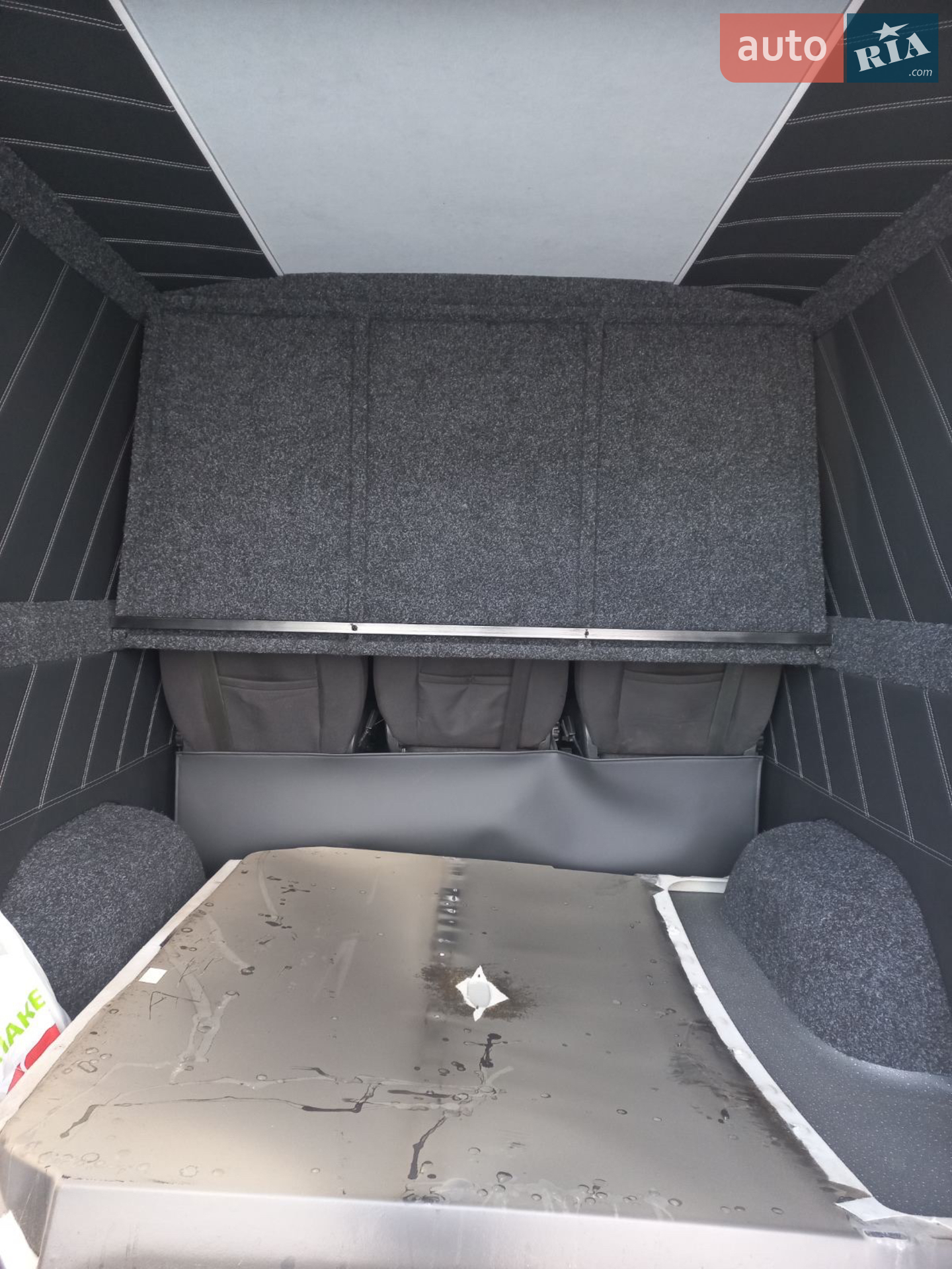 2014 Mercedes-Benz Sprinter - мініатюра 12