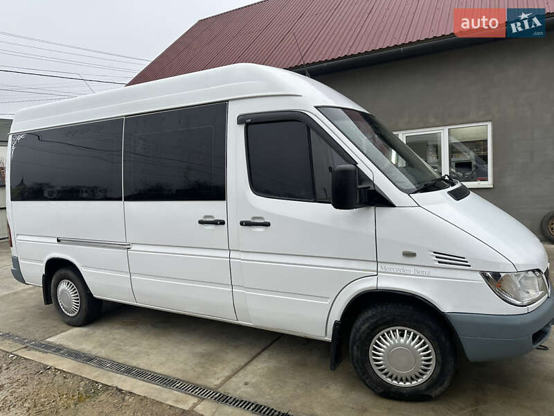 Mercedes-Benz Sprinter 2005