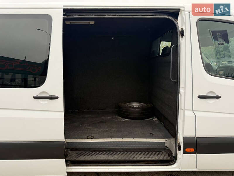 Вантажний фургон Mercedes-Benz Sprinter 2011 в Києві фото 17 Вантажний фургон Mercedes-Benz Sprinter 2011 в Києві